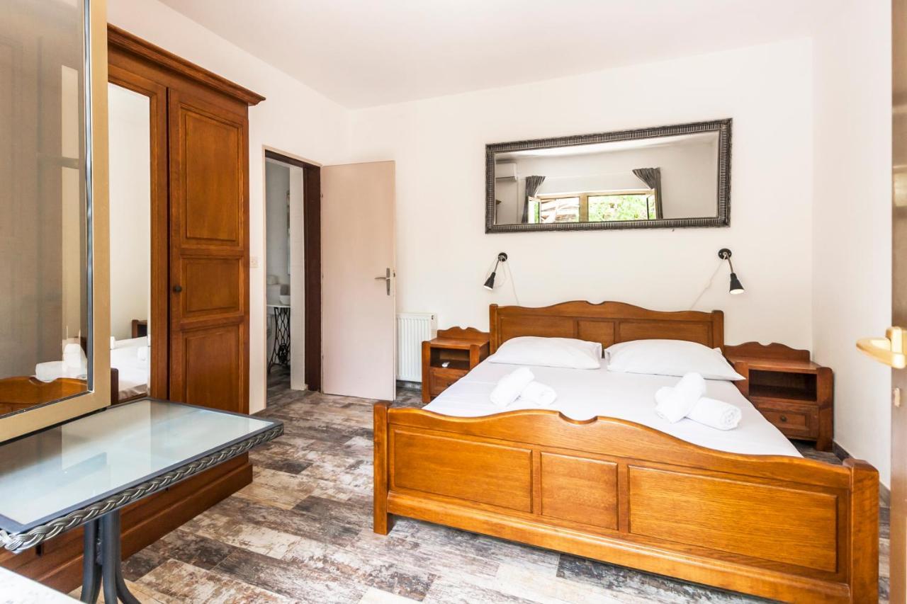 Apartments & Rooms Strcic Petra คิร์ก ภายนอก รูปภาพ